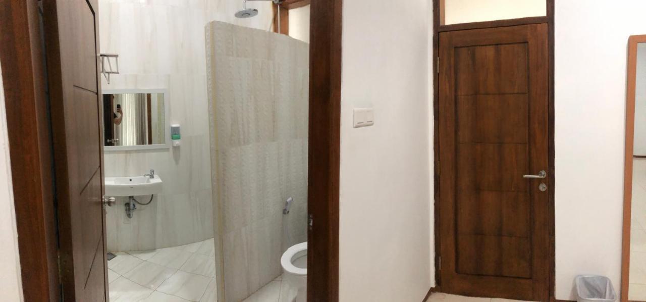 Aurora Hotel Siliwangi Cirebon Kültér fotó