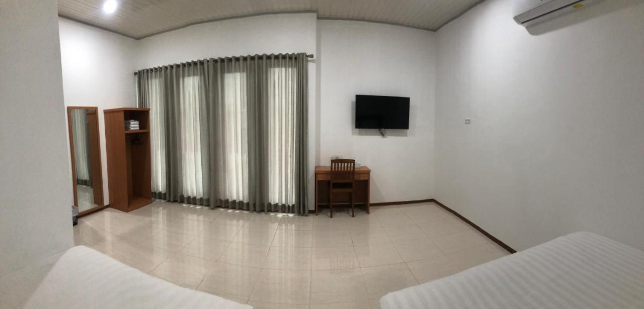Aurora Hotel Siliwangi Cirebon Kültér fotó